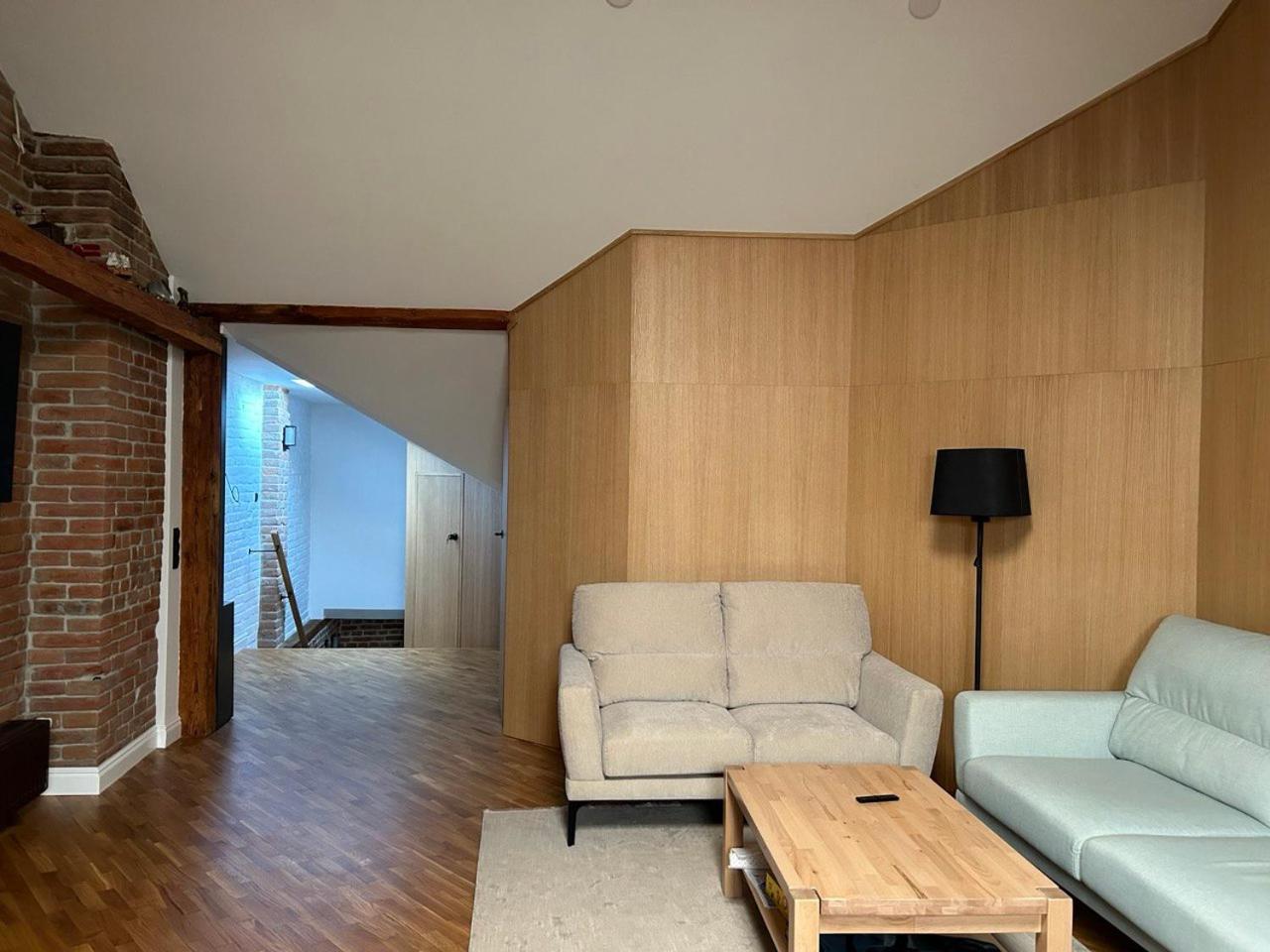 Seveneleven Apartments Chernivtsi Bagian luar foto